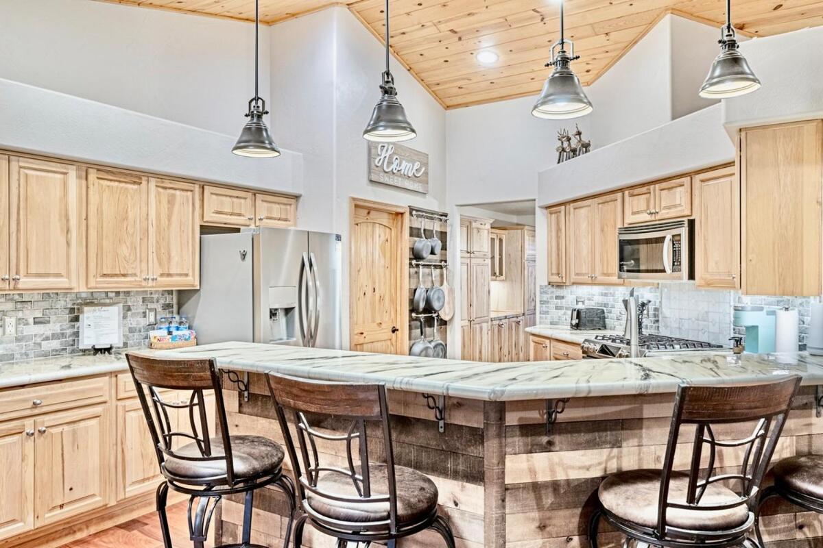 Family White Mountain Escape With Theater & Games Villa Show Low Exterior photo