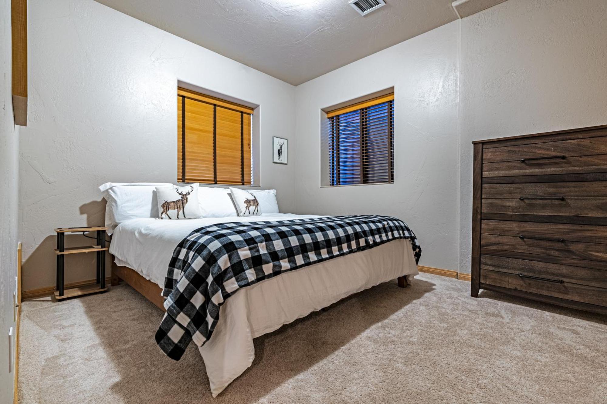 Family White Mountain Escape With Theater & Games Villa Show Low Exterior photo